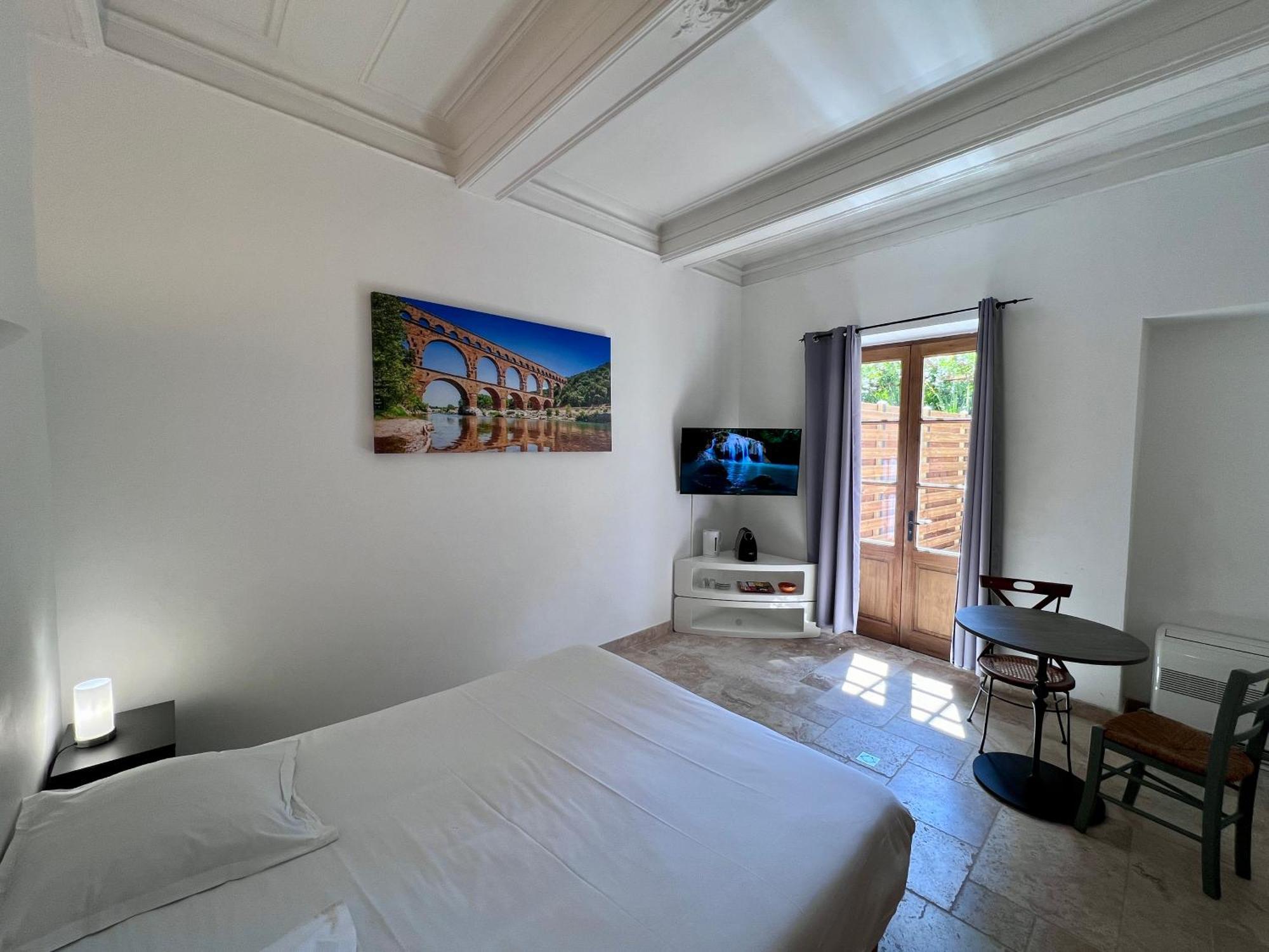 Hotel Majestic Nîmes Eksteriør bilde